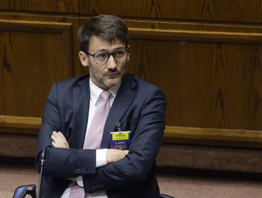 Senado rechazó la acusación constitucional presentada contra el exministro Pardow por error en el cobro de las cuentas de la luz