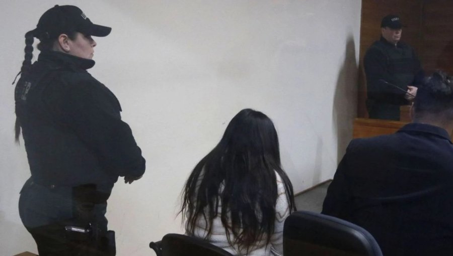 Parlamentarios piden indulto presidencial para Yesenia Azócar, condenada por dispararle a ex pareja que violó a su hija en San Antonio