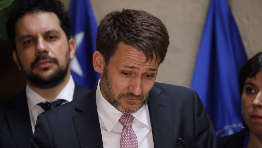 Pardow recordó a su padre al valorar rechazo de la acusación constitucional en su contra: "Hoy tuve el espacio que él no tuvo"