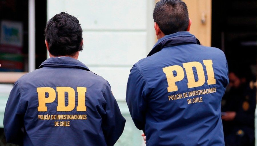 Detienen a seis funcionarios de la PDI por supuestos delitos de contrabando, falsificación, malversación y tráfico de drogas