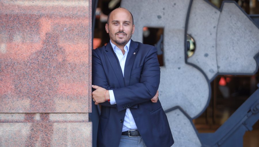 Andrés Longton fija su hoja de ruta en el Senado: descarta asumir liderazgo nacional en RN y se propone ser un referente en Valparaíso