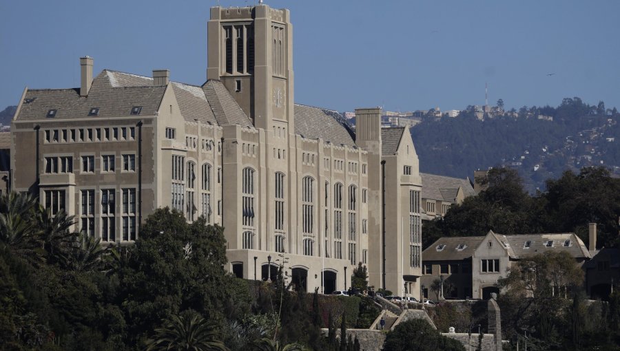 Profesor fue atacado por un alumno al interior de la casa central de la U. Santa María en Valparaíso