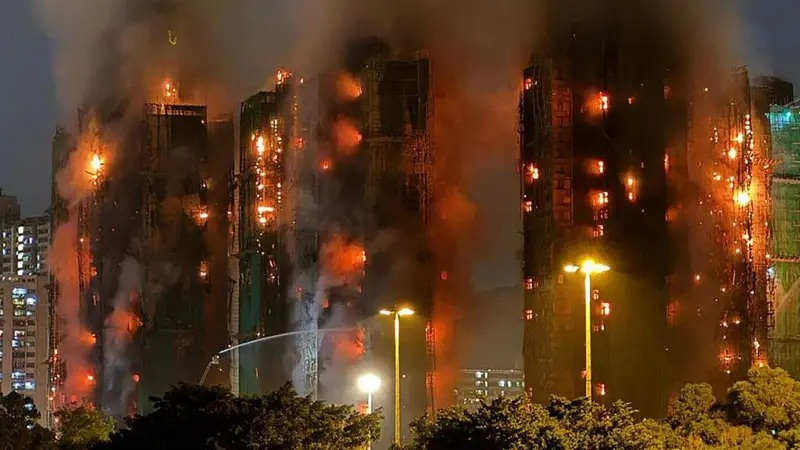 Por qué fue tan devastador y otras preguntas sobre el incendio en Hong Kong que dejó al menos 83 muertos
