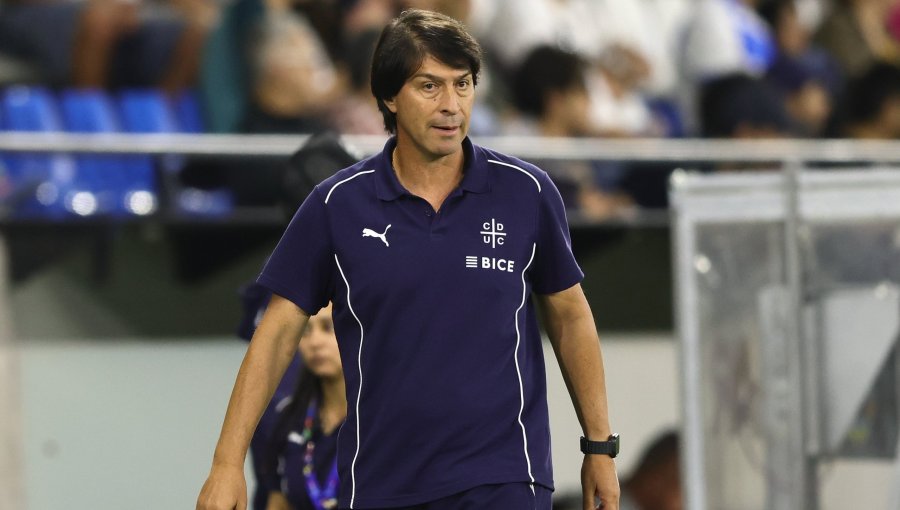 Daniel Garnero por demora en renovaciones de Zampedri y Medel: "Quiero que estén enfocados en el fin de semana"