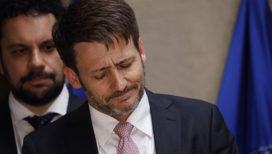 Diego Pardow reconoce responsabilidad en acusación constitucional y acusa aprovechamiento político