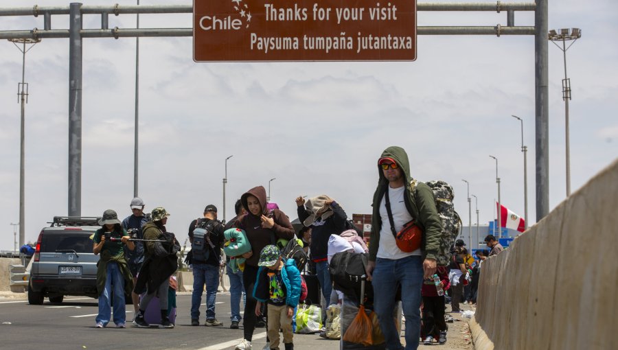 Tensión en el norte: Perú declara estado de emergencia por aumento de migrantes en frontera con Chile