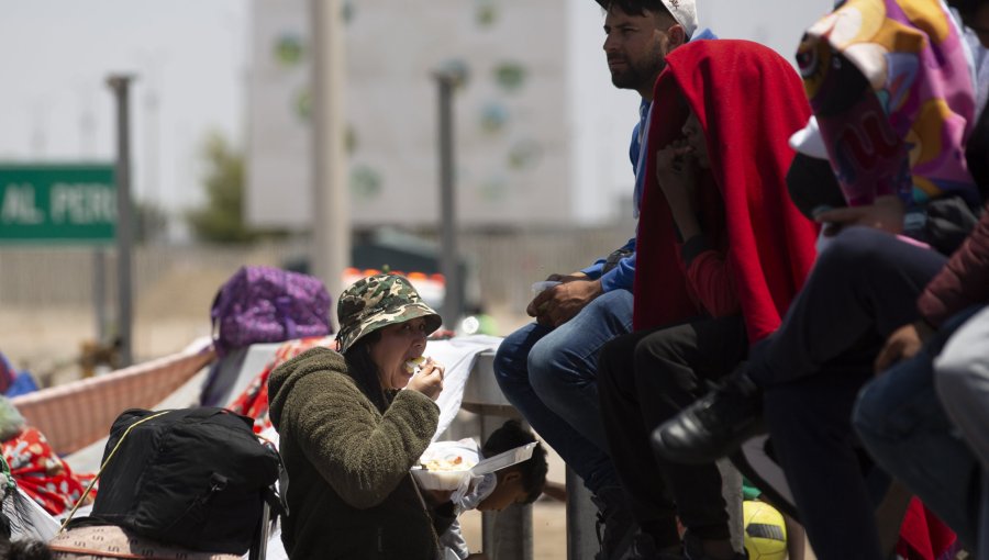 Gobernador de Arica emplaza al Gobierno por crisis fronteriza y advierte escenario crítico