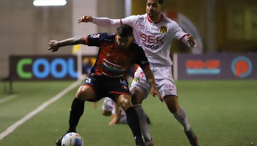 Iquique y Unión Española al borde del abismo: hoy podrían sellar su descenso