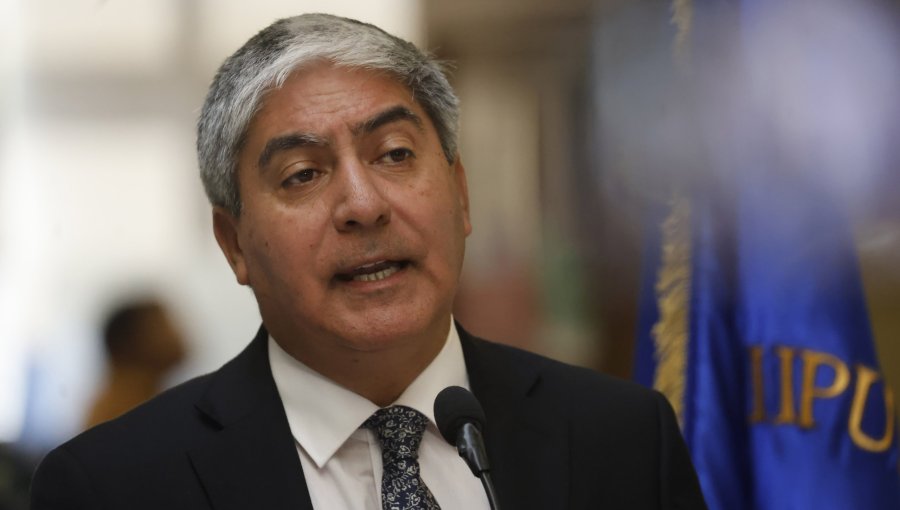 Diputado Leal afirma que la UDI "está más cerca" de Republicanos: "No veo cuáles son las diferencias ideológicas que tenemos"