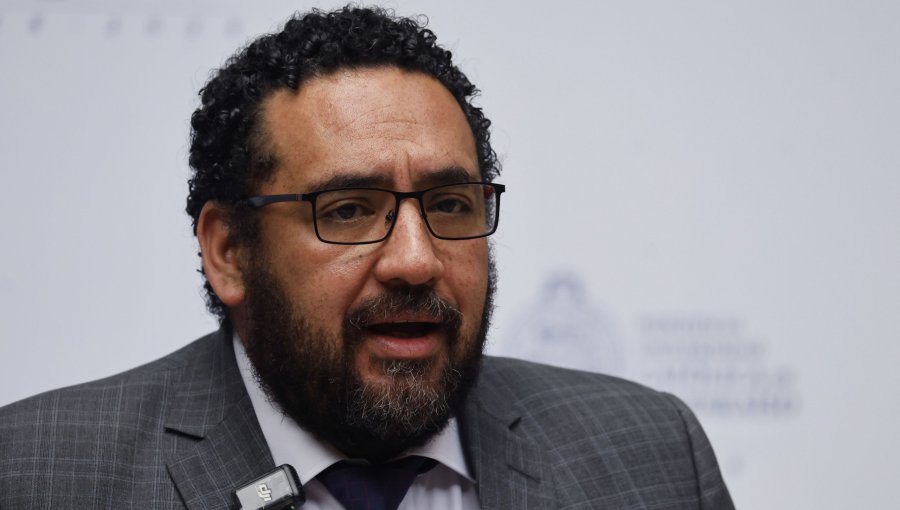 Ministro Cataldo plantea que el debate educativo “ha estado ausente” en la carrera a La Moneda