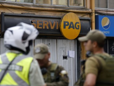 Decretan prisión preventiva para cinco involucrados en cinematográfico asalto en sucursal Servipag en Valparaíso