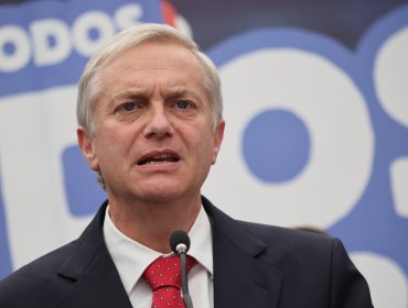 Kast acusó a ministros de usar La Moneda como "caja de resonancia" de la campaña de Jara
