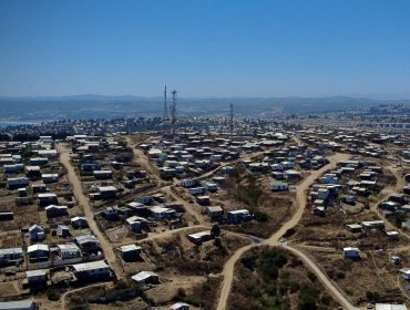 La secreta operación del Serviu para evitar el desalojo de la megatoma de San Antonio