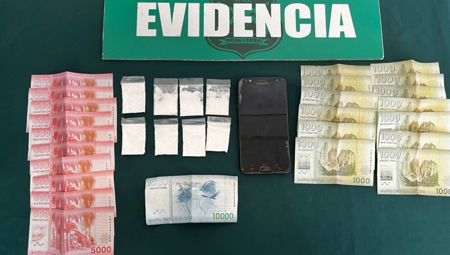 Garzones de restaurante en Concón son detenidos por microtráfico de drogas y orden vigente de aprehensión
