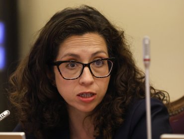 Diputada Yeomans acusa a Kast de hacer un "show mediático" y "tratar de sacar provecho" con el tema fronterizo