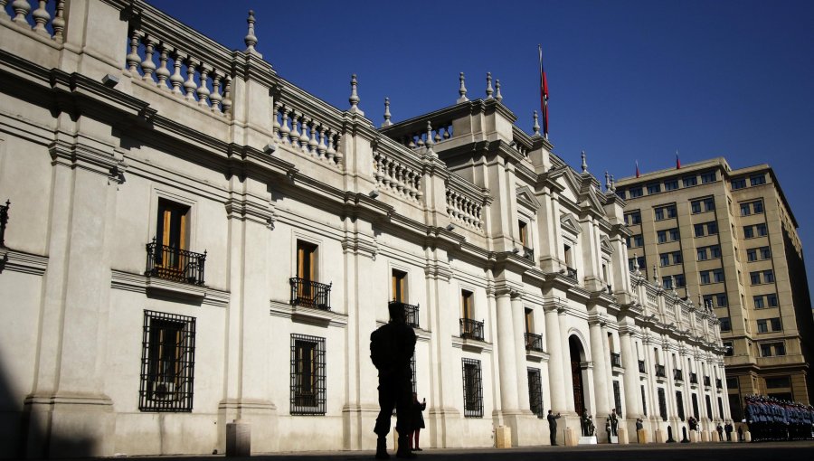 Ofician a Contraloría y piden iniciar auditoría tras revelarse que más de 3.600 funcionarios del Gobierno siguen con teletrabajo