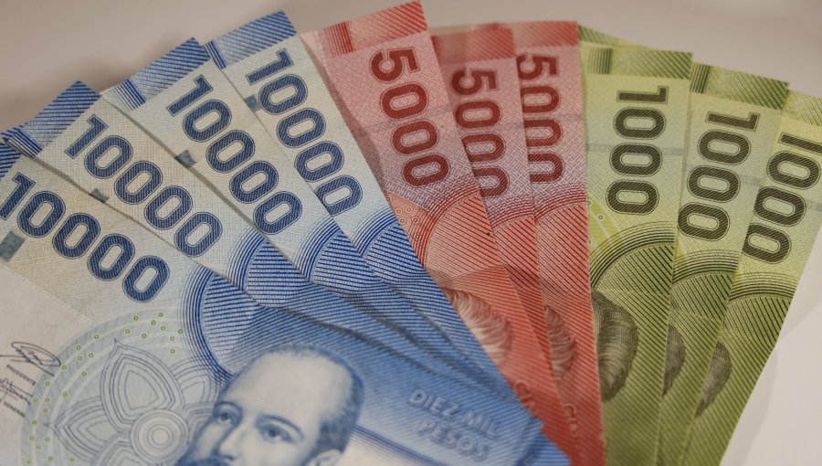 Sueldos reales crecieron 2,4% en doce meses y acumulan una variación de 1,5% en lo que va del año