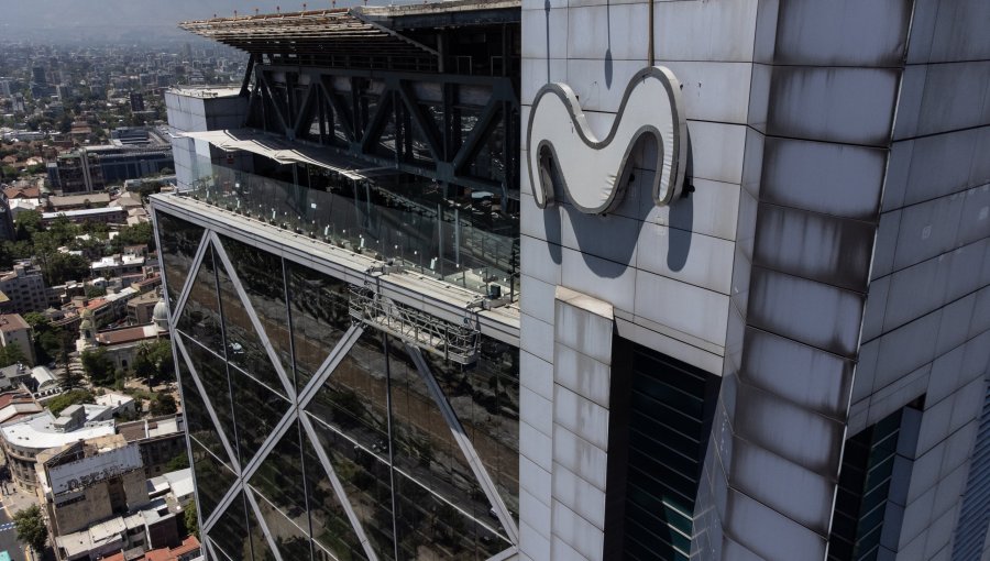 Entel y América Móvil terminan acuerdo por Telefónica Chile