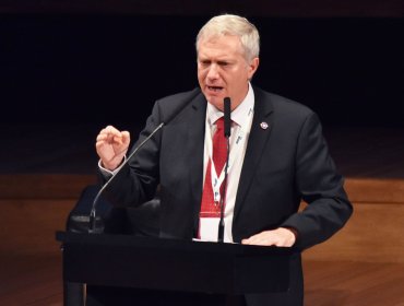 Kast acusa "desconexión de la realidad" del Presidente Boric por frase "Chile no se cae a pedazos"