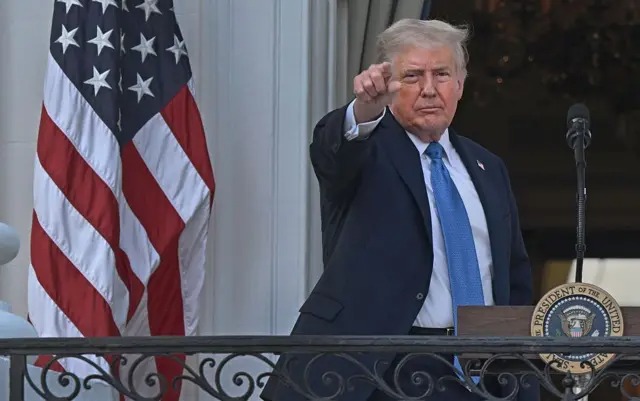 EE.UU. busca impedir la entrada de ciudadanos de más de 30 países