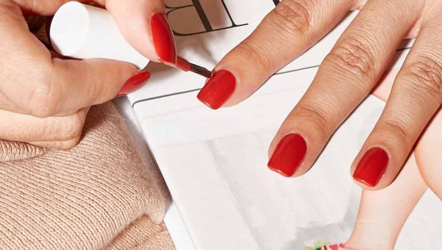 ISP ordena retirar del mercado 34 esmaltes de uñas debido a que contienen un ingrediente que podría ocasionar cáncer