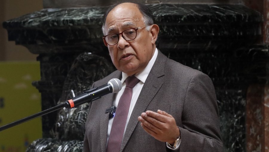 Corte Suprema suspende por dos meses al ministro Simpertigue en medio de investigación por el caso "Muñeca Bielorrusa"