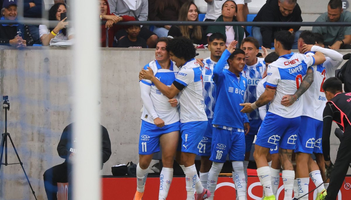 Universidad Católica derrota a Unión La Calera y vuelve a la Copa Libertadores tras cuatro años