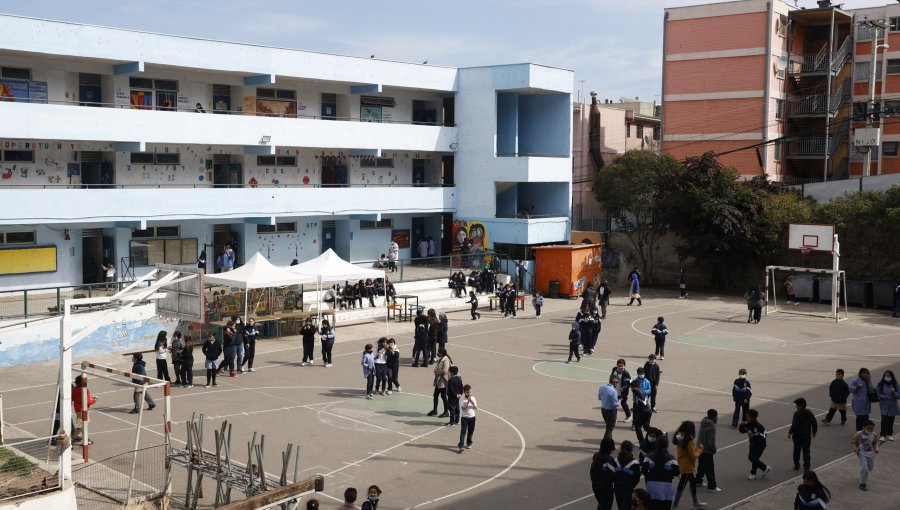 Gobierno fija 60 minutos diarios de movimiento para estudiantes en todos los niveles educativos