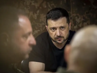 Zelenski se reunirá con líderes europeos para evaluar plan de paz impulsado por Trump