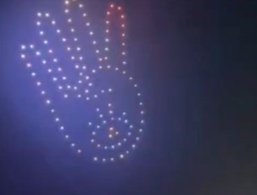 Espectáculo de drones ilumina Viña del Mar en homenaje a la comunidad sorda
