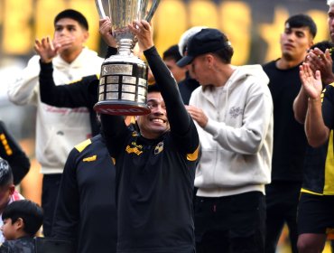 Querétaro oficializa a Esteban González como su nuevo director técnico