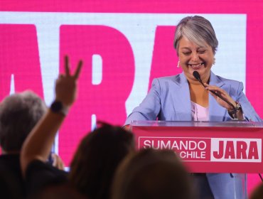 Jara cuestiona señales del comando de Kast y alerta sobre “riesgos graves para la niñez”