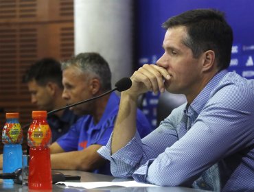 Clark asegura que dará un paso al costado si perjudica a la U