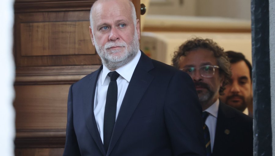 Álvaro Elizalde acusa a Kast de difundir información falsa y tensionar el debate público