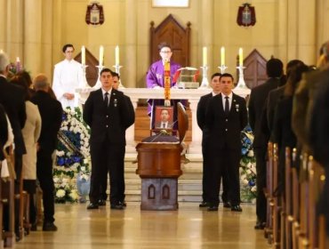PDI despide con honores al jefe de la Brigada Congreso Nacional en solemne funeral