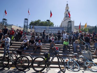 Mujer que falleció camino al Santuario de Lo Vásquez viajaba en bicicleta, presentaba problemas cardíacos y tenía un bypass