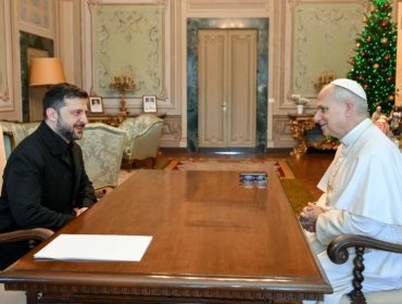 Papa León XIV y Zelenski se reúnen en Castel Gandolfo para promover la paz