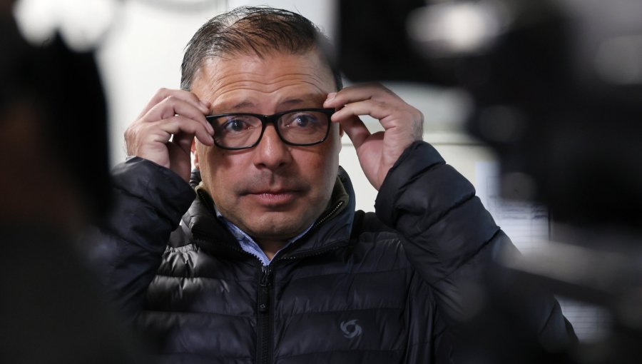 Alcalde de Concón se lanza en picada contra los diputados tras sesión fracasada en la Cámara: "Dejen de burlarse, paremos la chacota"