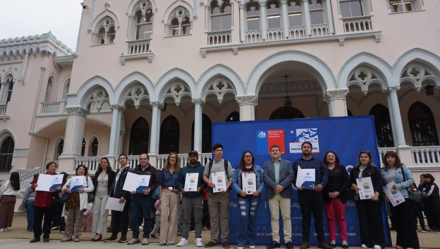 Damnificados del megaincendio en Viña y Quilpué recibieron 588 subsidios del Minvu