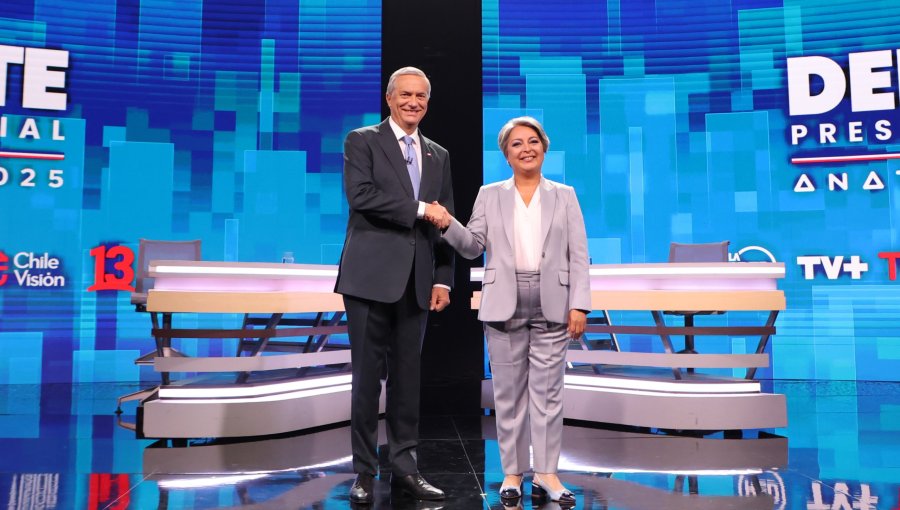 Kast dice que "vamos a estudiar los efectos en las Pymes" de las 40 Horas y Jara reconoce que la ley "ha generado un costo laboral"