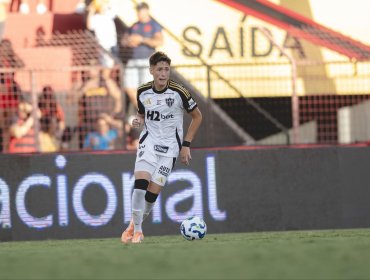 Palestino recurrió a la FIFA por cuotas impagas del Atlético Mineiro en traspaso de Iván Román