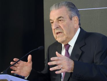 Frei evitó referirse a decisión de la DC de suspender su militancia: "No soy sintiente, los animales son sintientes"