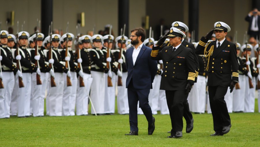 Presidente Boric participó en la ceremonia de egreso de Guardiamarinas de la Escuela Naval en Valparaíso