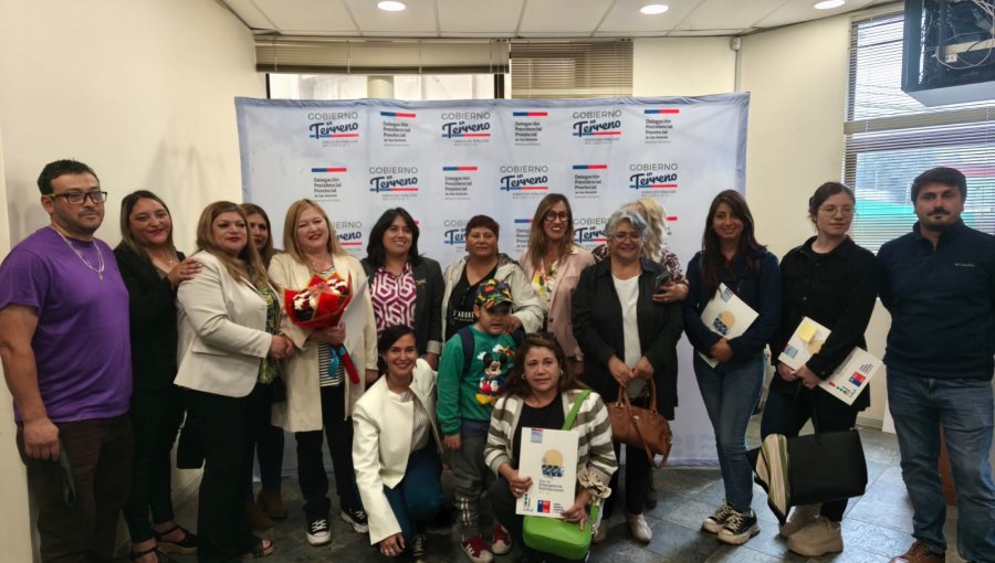 Serviu Valparaíso entrega tres terrenos a cinco comités habitacionales de San Antonio