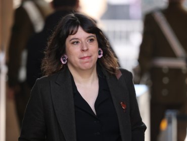 Presidenta del FA criticó rol de voceros de Jara tras desmarques por dichos sobre Machado