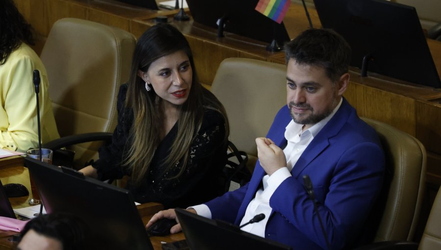 Impulsores de la acusación constitucional contra ministro Simpertigue rechazan nuevos argumentos de la defensa