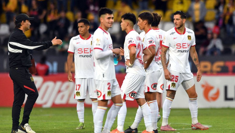 Gerente general de U. Española y reclamo por lío reglamentario que puede mantenerlos en Primera: "No creo que sea tan rápido"