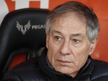 U. de Chile habría iniciado contactos con Ariel Holan para reemplazar a Gustavo Álvarez