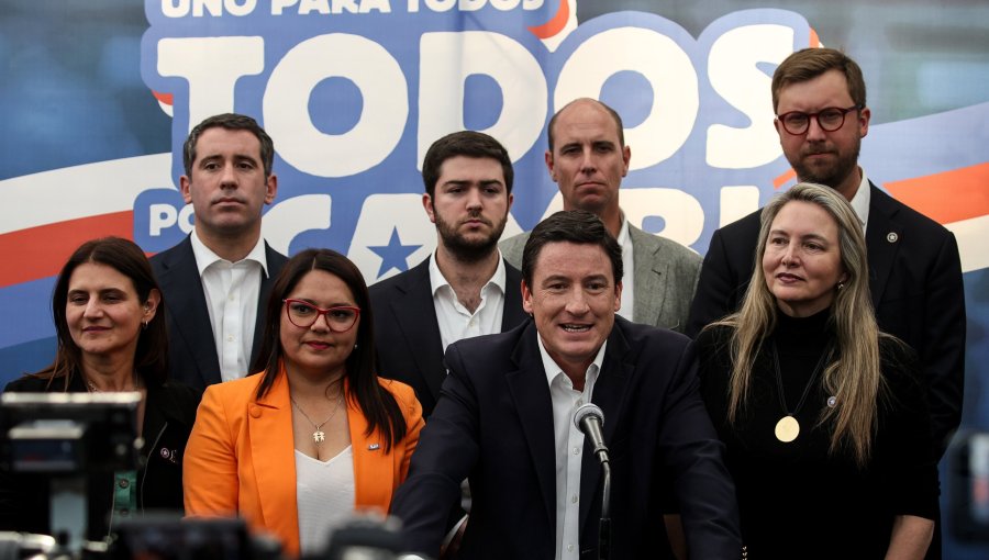 Arturo Squella tras sólida victoria de Kast: "Sentimos esta tremenda responsabilidad que los chilenos nos han entregado"