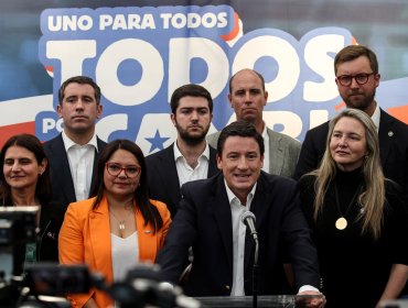 Arturo Squella tras sólida victoria de Kast: "Sentimos esta tremenda responsabilidad que los chilenos nos han entregado"